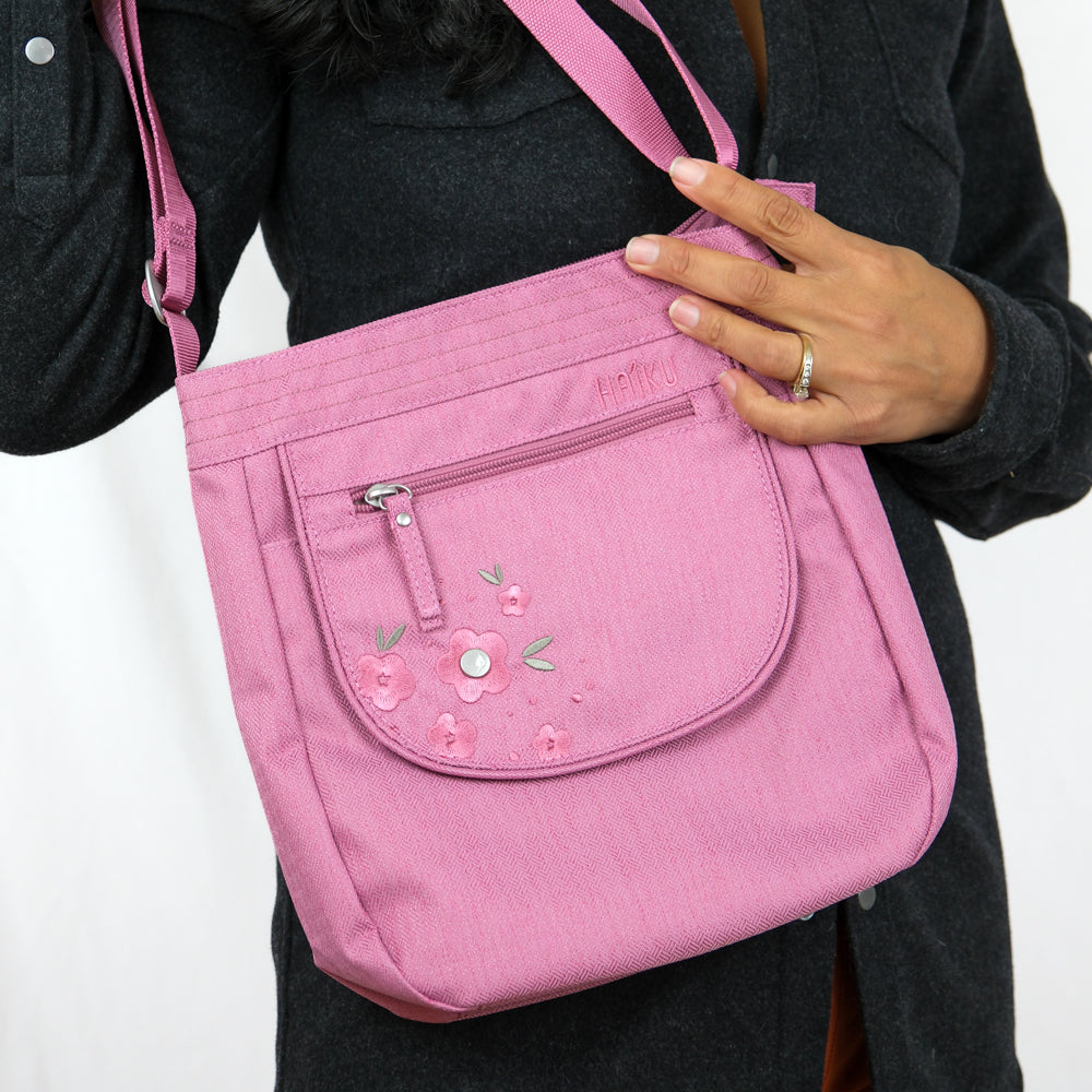 Jaunt Crossbody Bag