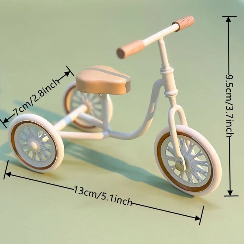 Home Decor Wrought Iron Tricycle Bicycle Model Non-Electric Decorative Ornament The Perfect Gift for Any Occasion